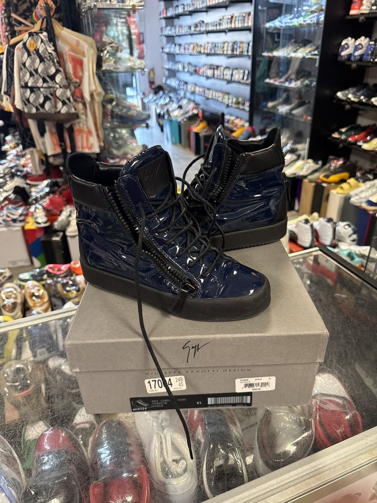 Giuseppe Zanotti giuseppe zanotti patent leather sneakers size 8 pre owed Size US 8 / EU 41 - 1 Thumbnail
