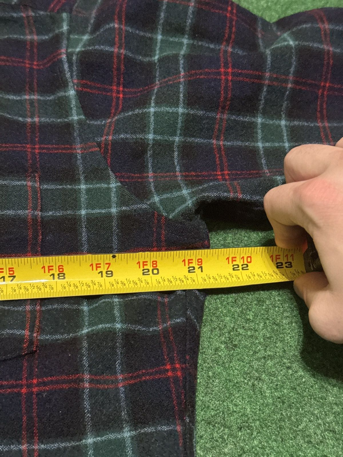 Pendleton Vintage Pendleton Wool Plaid Button Up Large Flannel Shirt Size US L / EU 52-54 / 3 - 6 Thumbnail