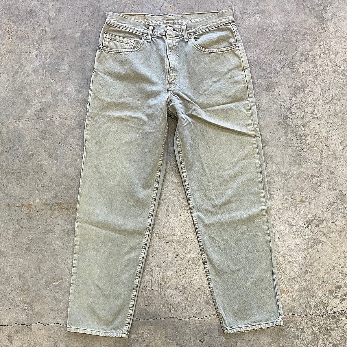Vintage Vintage Levi's Jeans Size US 34 / EU 50 - 2 Thumbnail