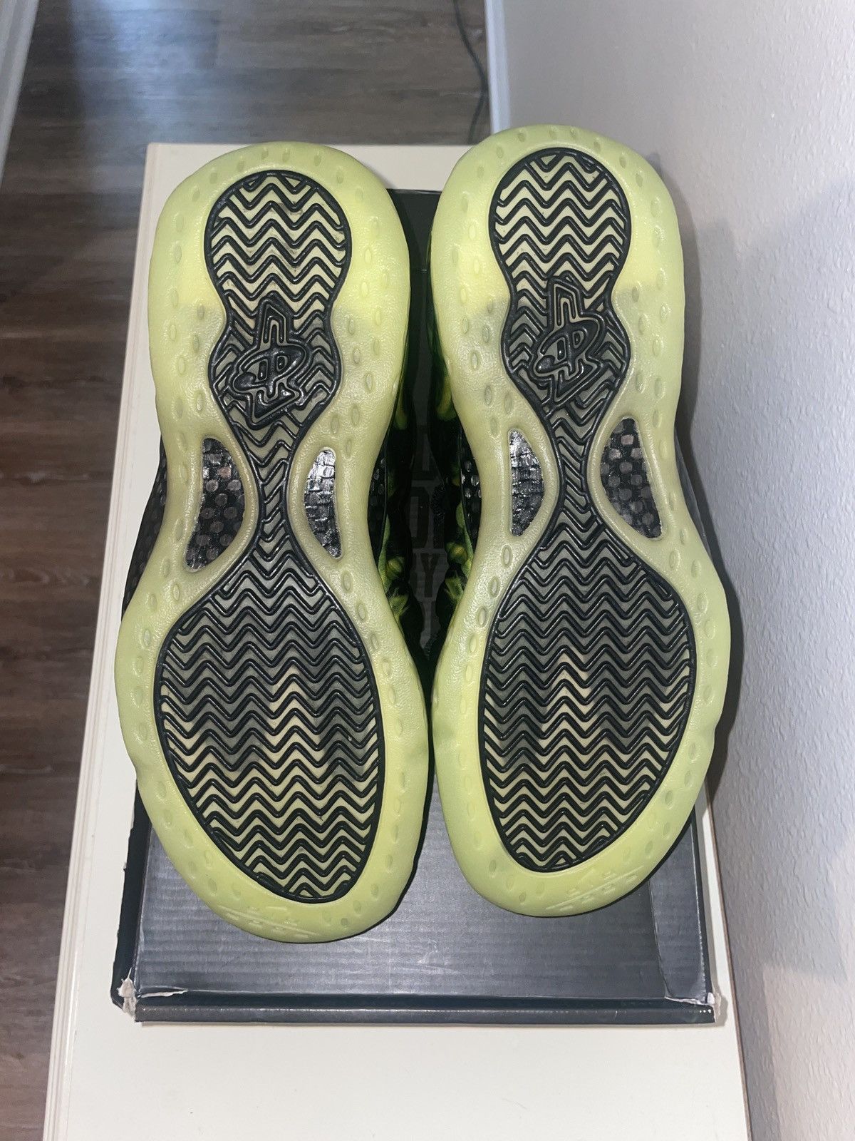 Nike Nike Air Foamposite One Paranorman Size 9 Promo Sample Rare Size US 9 / EU 42 - 5 Thumbnail