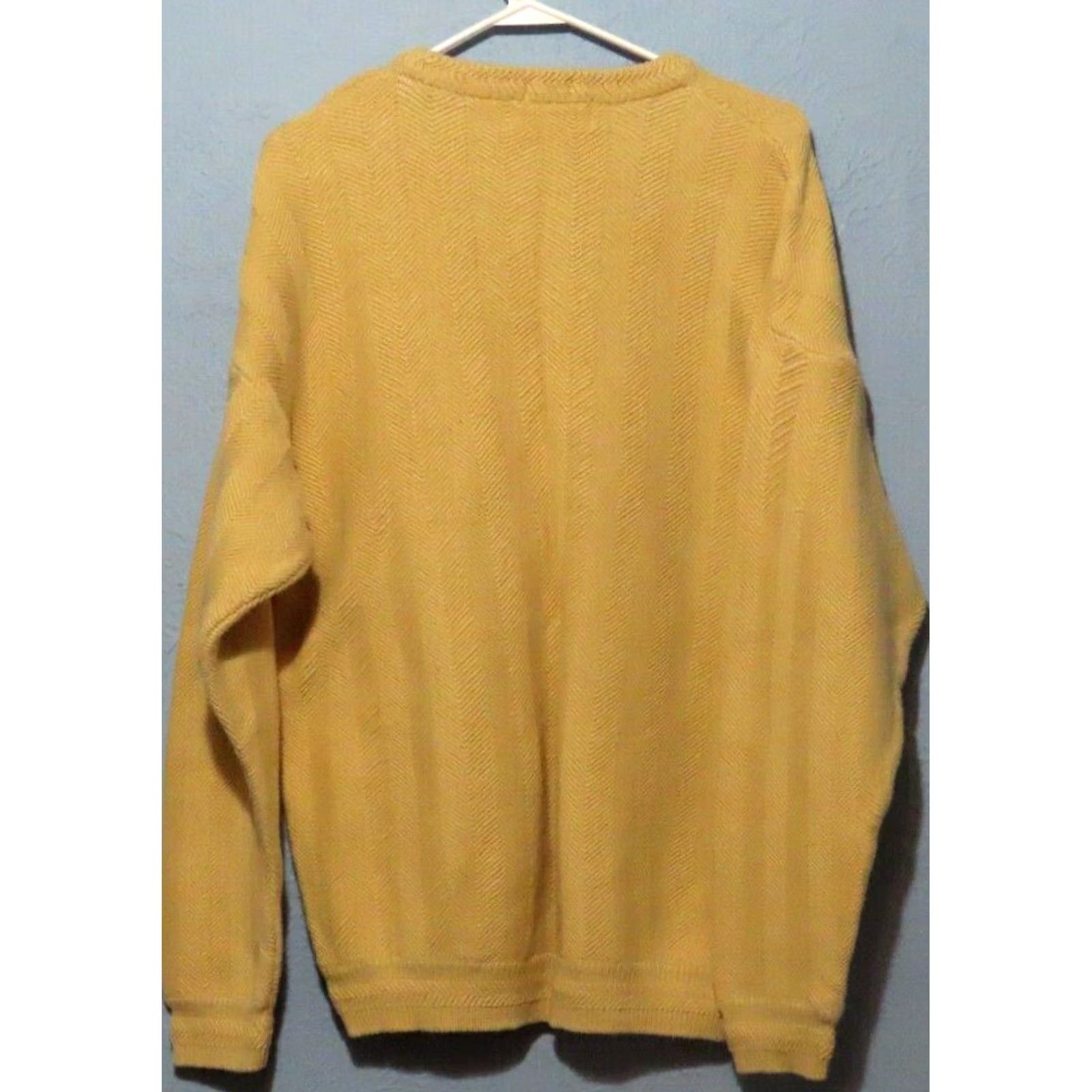 Chaps VINTAGE Chaps Ralph Lauren Sweater Men XL Beige Crew Neck Open-Knit Crest Logo 90s Pullover Y2k Size US XL / EU 56 / 4 - 6 Thumbnail