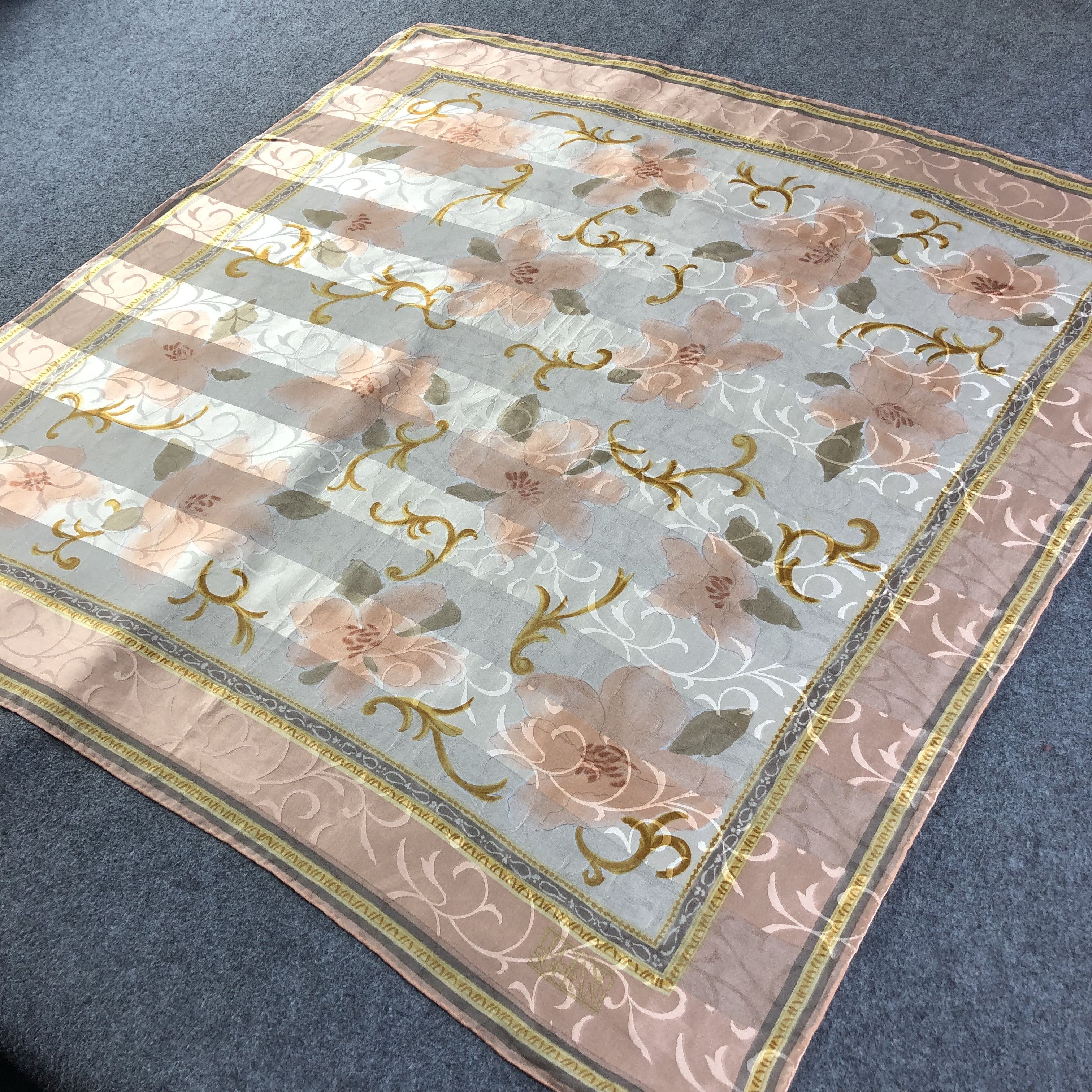 Vintage Vintage Luciano Soprani Slit Thread Silk Scarf M692 Size ONE SIZE - 2 Thumbnail