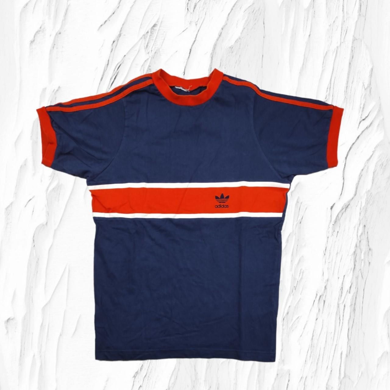 Adidas Vintage Adidas Classic T-shirt Size US M / EU 48-50 / 2 - 2 Thumbnail