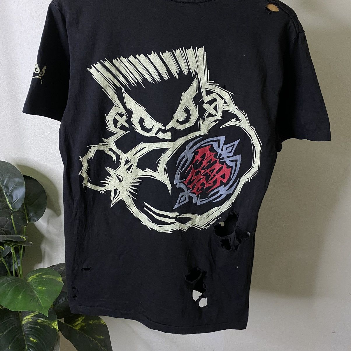 Vintage Vintage 1990s Badboy Skateboard Thrashed T Shirt Size US M / EU 48-50 / 2 - 3 Thumbnail