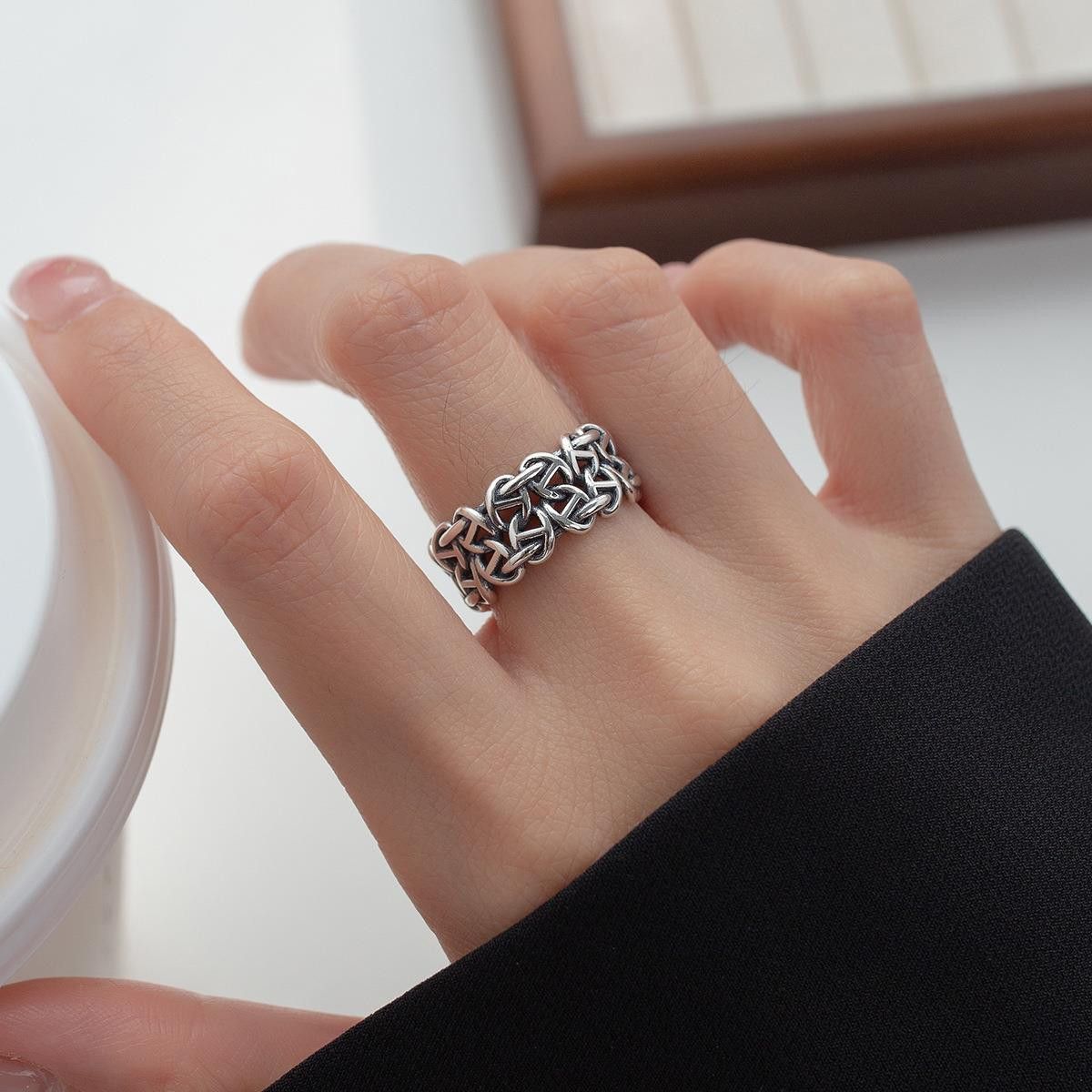 VIBE Vintage Distressed Chain Ring Size ONE SIZE - 2 Thumbnail