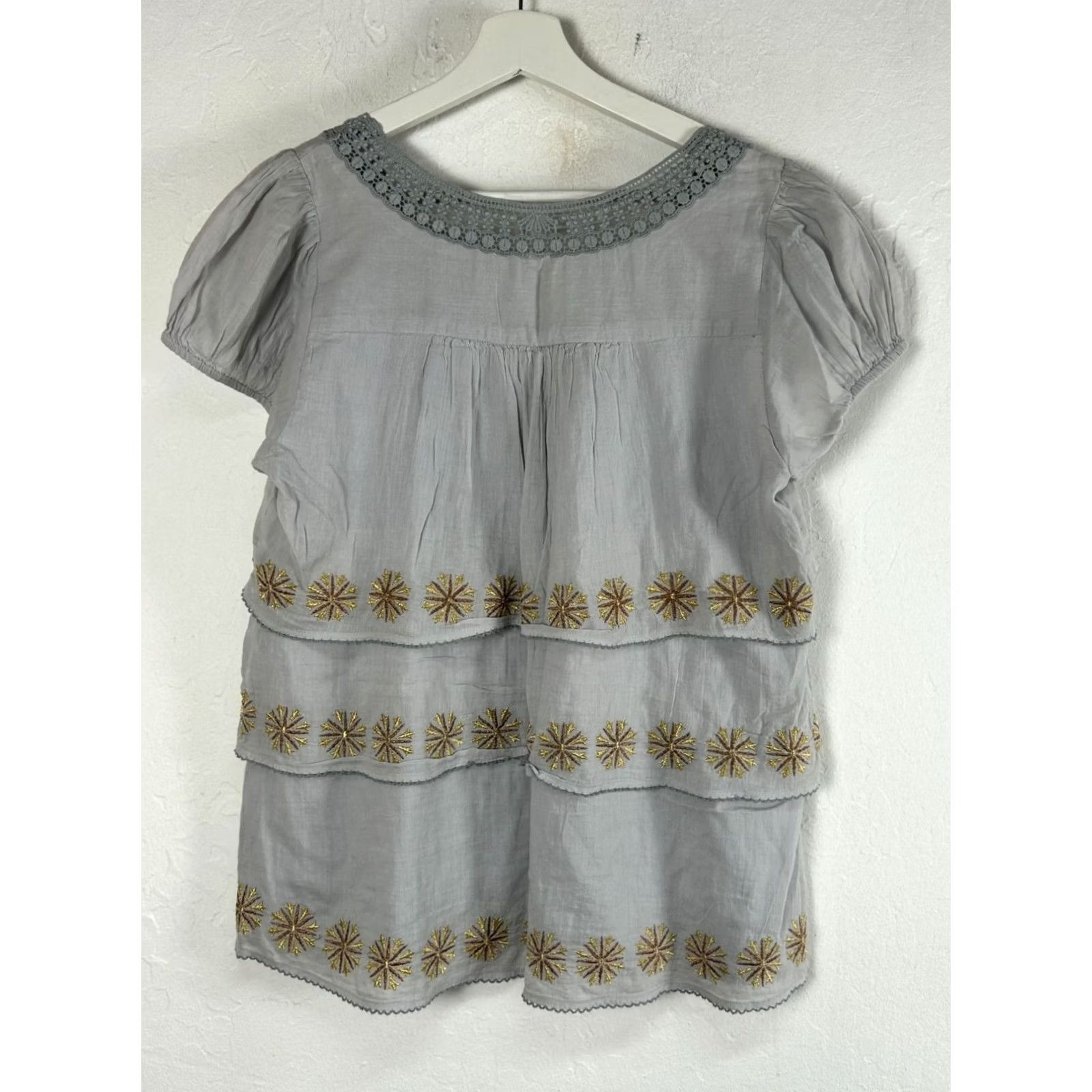 Vintage Floreat Womens Gray Embroidered Tiered Top Size 10 Short Sleeve Boho Casual Shirt Womens Size L / US 10 / IT 46 - 3 Thumbnail