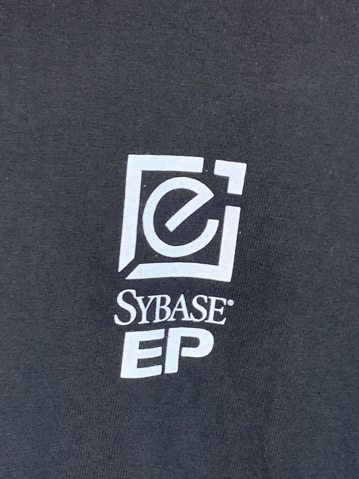 Vintage *RARE* Vintage 90s Sybase EP Tech Software Art Promo T-Shirt Size US XL / EU 56 / 4 - 5 Thumbnail