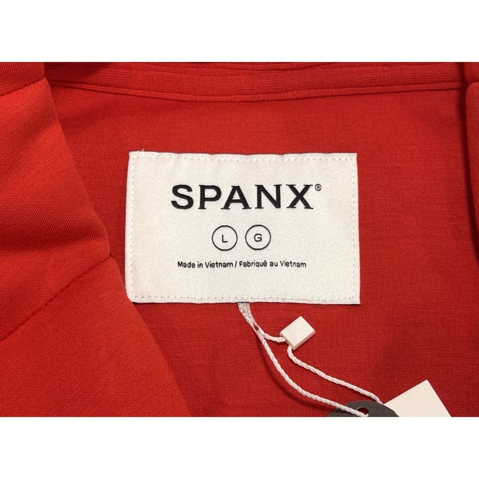 Spanx SPANX AirEssentials Puffer Vest Women's L Red Sleeveless Mid-Length Polyester Wool? No Waist Tie NWT Vintage: No Size L / US 10 / IT 46 - 5 Thumbnail