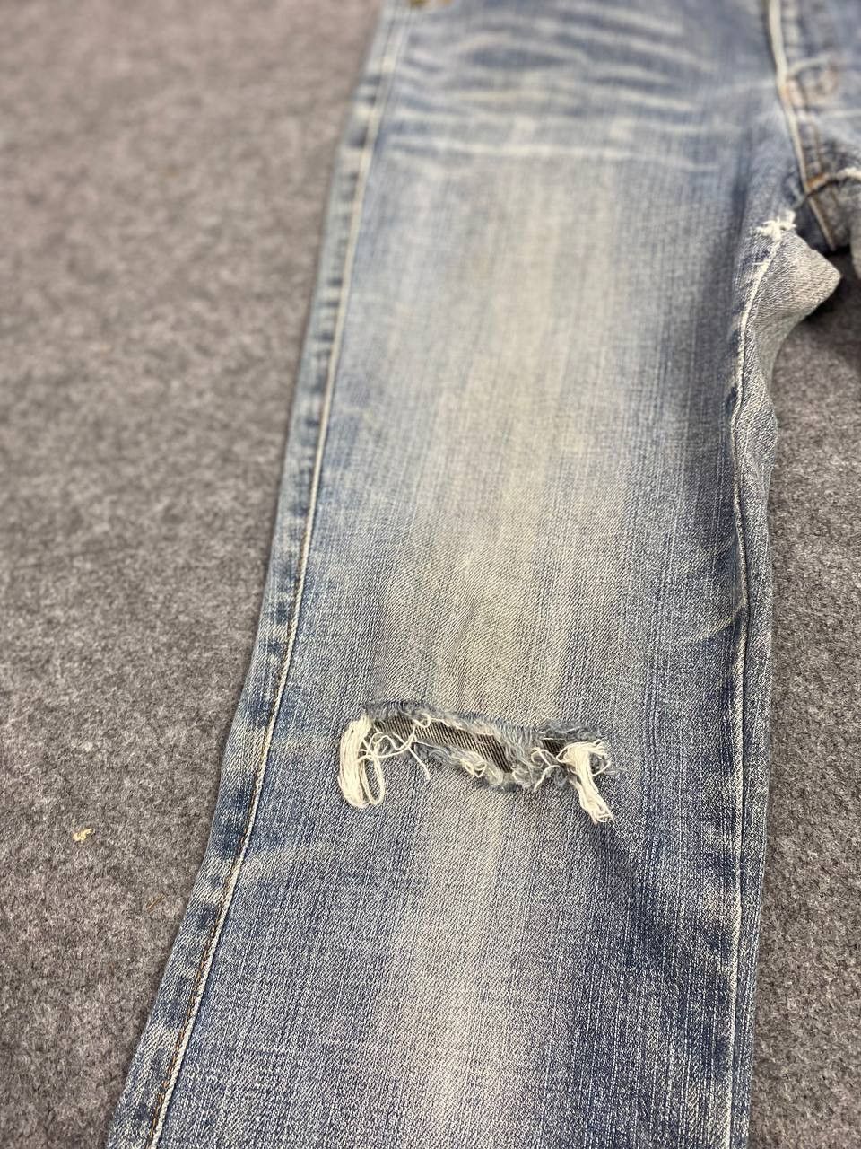 Japanese Brand therioa japanese brand bootcut distressed denim Size 28" / US 6 / IT 42 - 8 Thumbnail