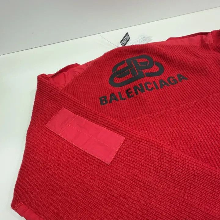 Balenciaga Balenciaga Balenciaga FW21 Red Logo Print Sweater -2507 Size US S / EU 44-46 / 1 - 8 Thumbnail