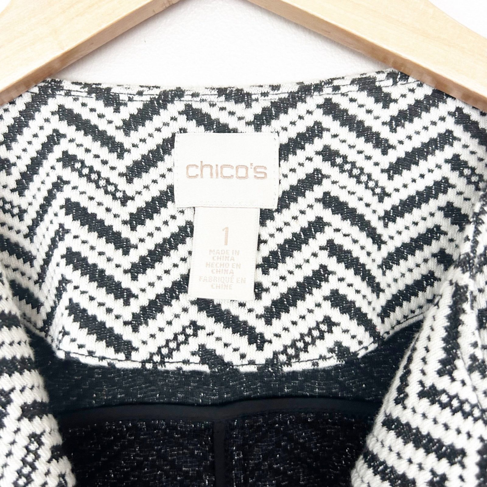 Chicos Chicos Black White Chevron Herringbone Jacquard Jacket Sz M Size M / US 6-8 / IT 42-44 - 3 Thumbnail