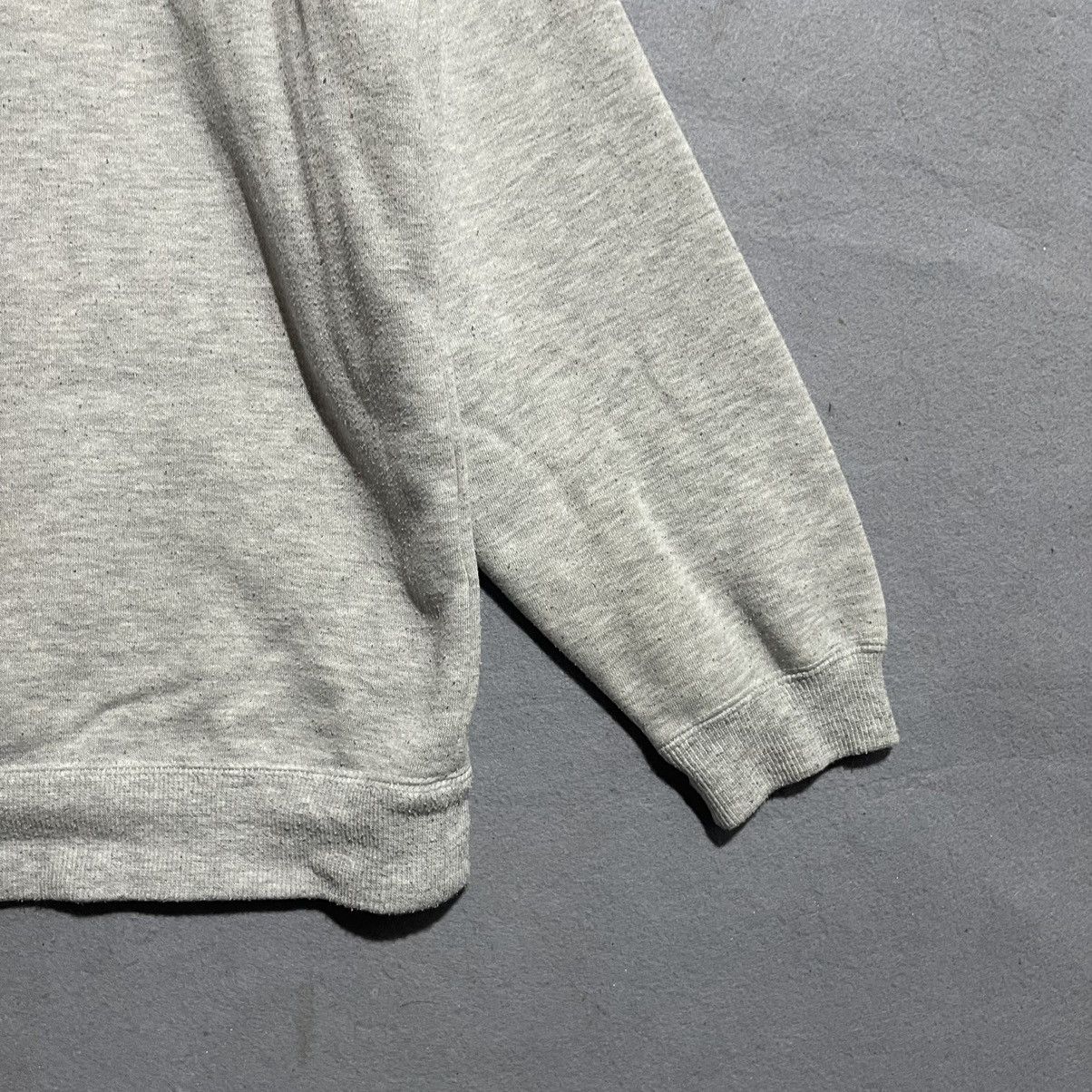 Nike Vintage 90s Nike Small Swoosh Crewneck Sweatshirt – Grey Size US L / EU 52-54 / 3 - 5 Thumbnail