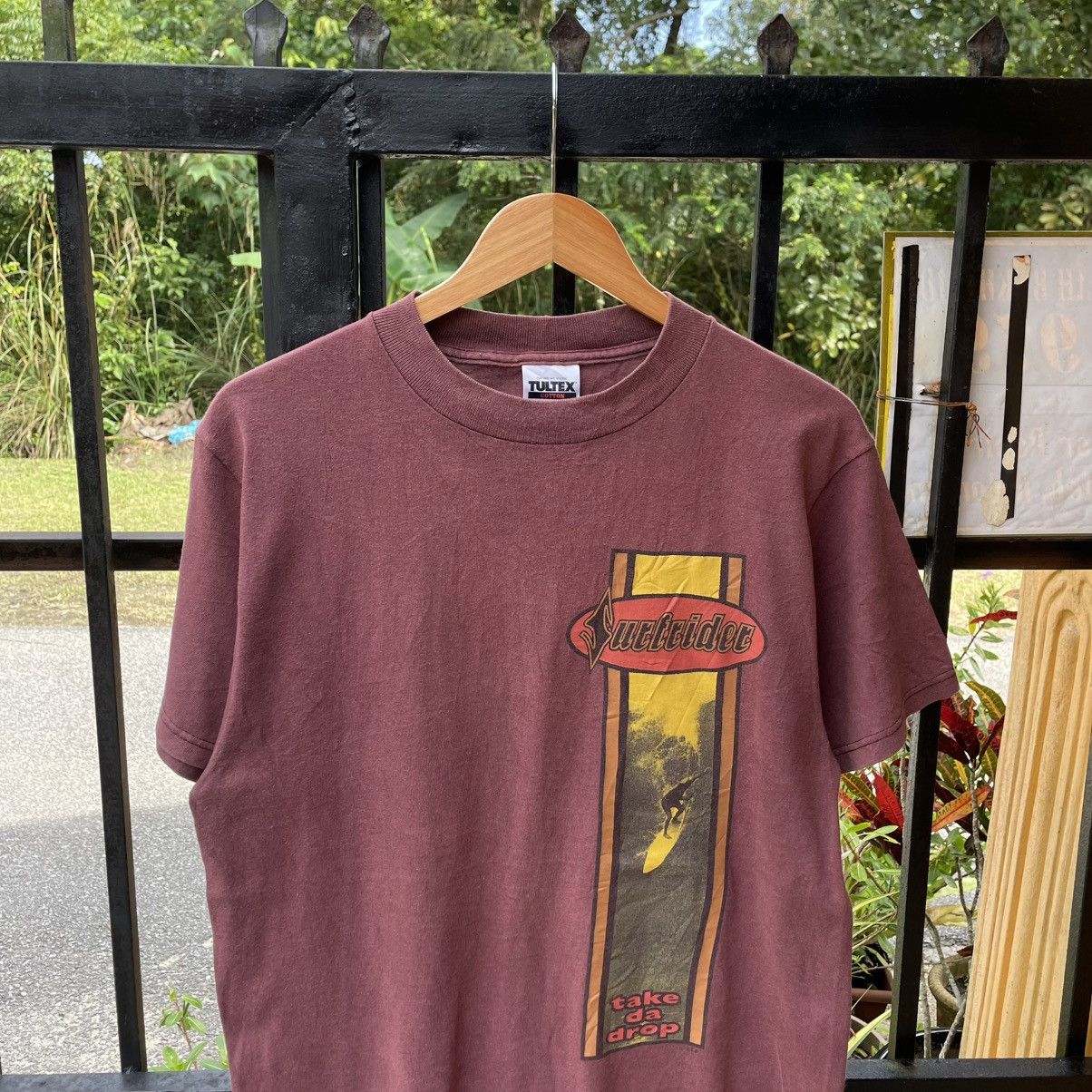 Surface To Air 🔥Vintage 90s Surfrider Big Surf Man Wave Motion Surfing Tee Size US M / EU 48-50 / 2 - 4 Thumbnail