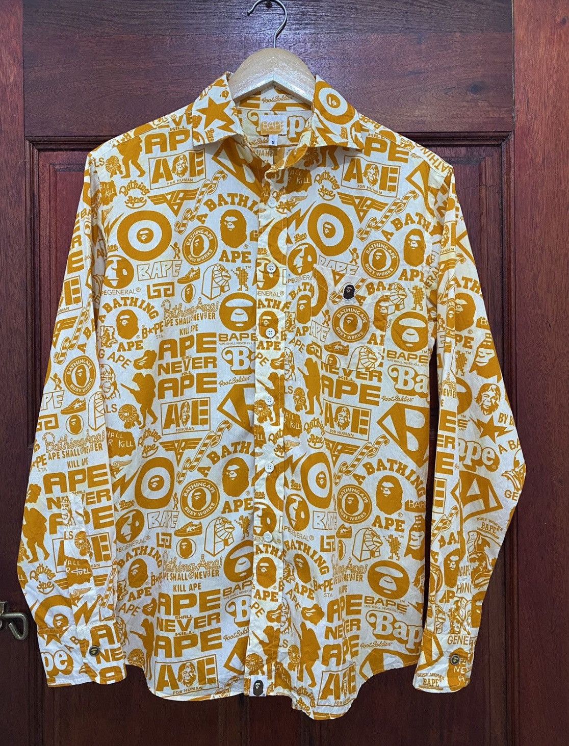 Bape Bape All Logo Button Up Shirt Size US S / EU 44-46 / 1 - 1 Thumbnail
