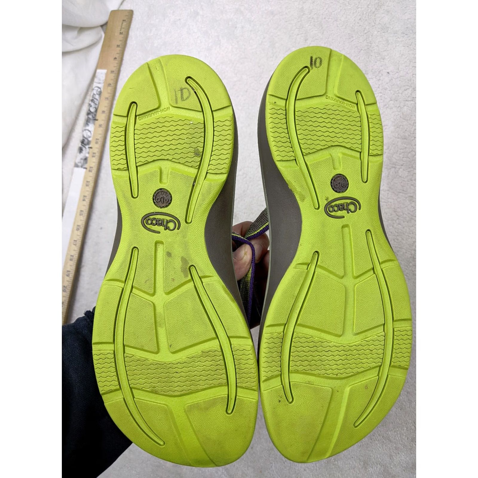 Chaco Chaco Womens Sandal 9 Gray Flip Flop Rubber Thong Geometric Pattern Shoes Size US 9 / IT 39 - 5 Thumbnail