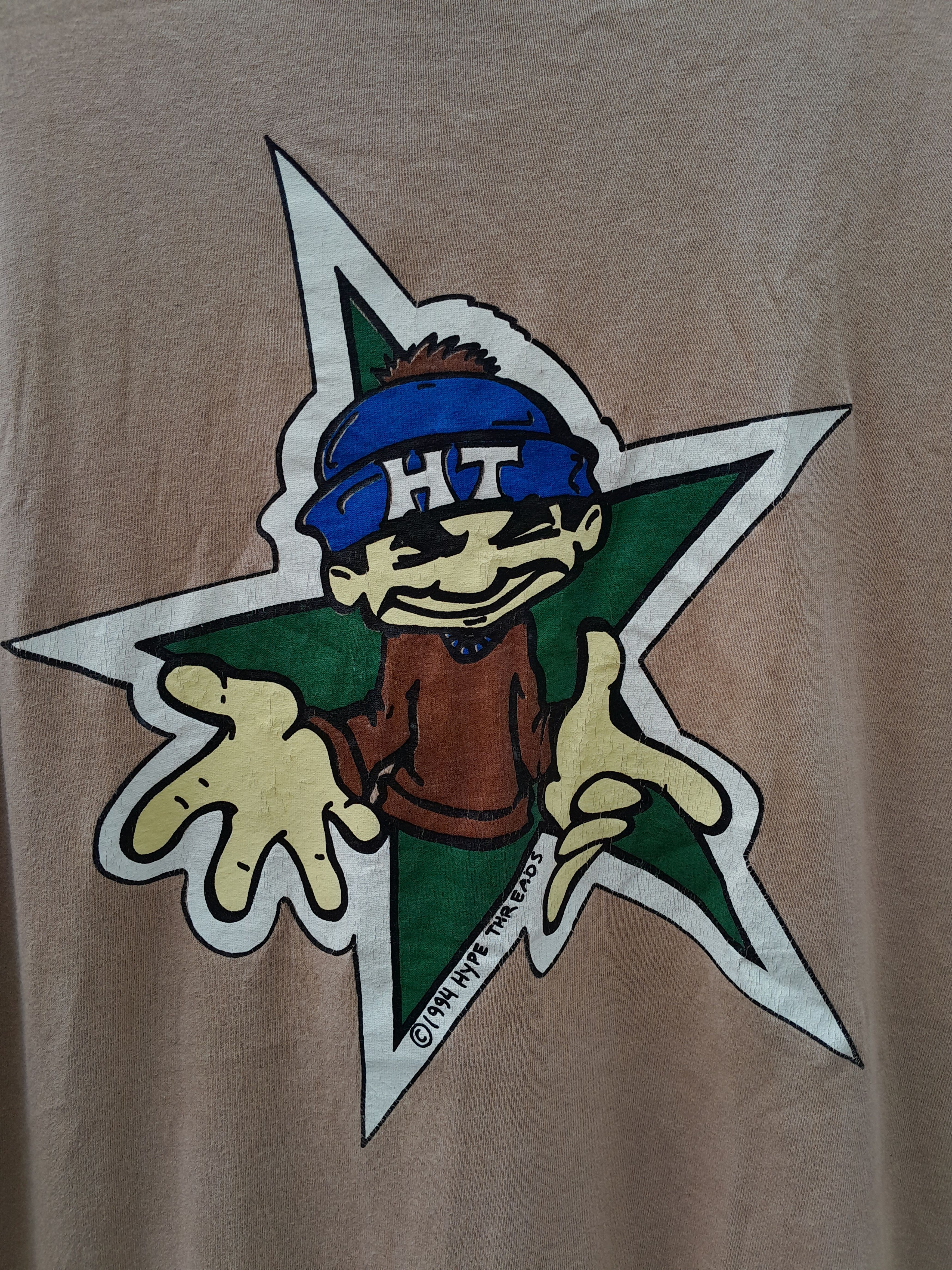 Vintage Vintage 90s Streetwear Hype Threads hip hop t-shirt Size US L / EU 52-54 / 3 - 6 Thumbnail