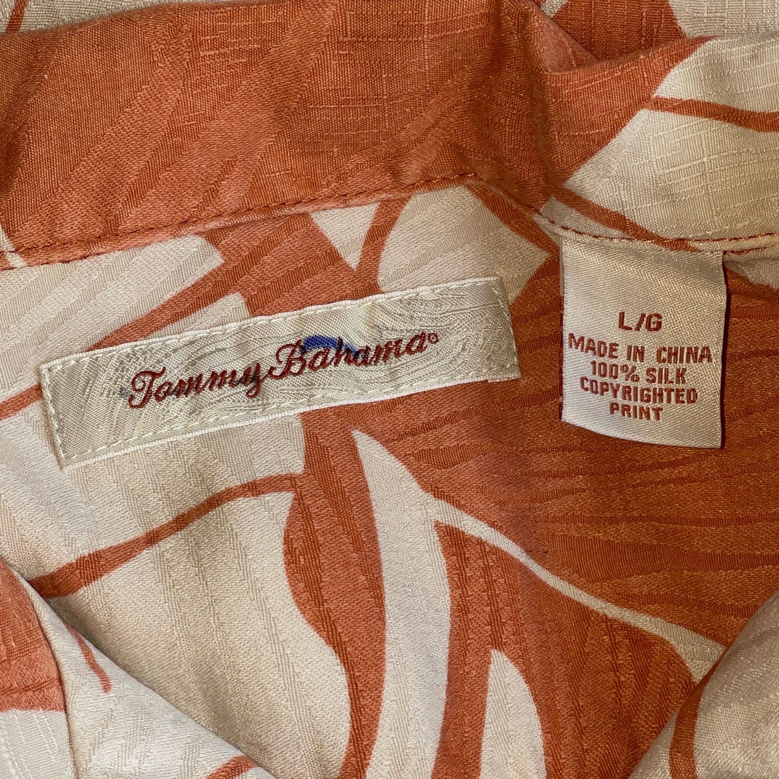 Tommy Bahama Tommy Bahama Tropical Leaf Print Silk Camp Shirt Size Large Size US L / EU 52-54 / 3 - 3 Thumbnail