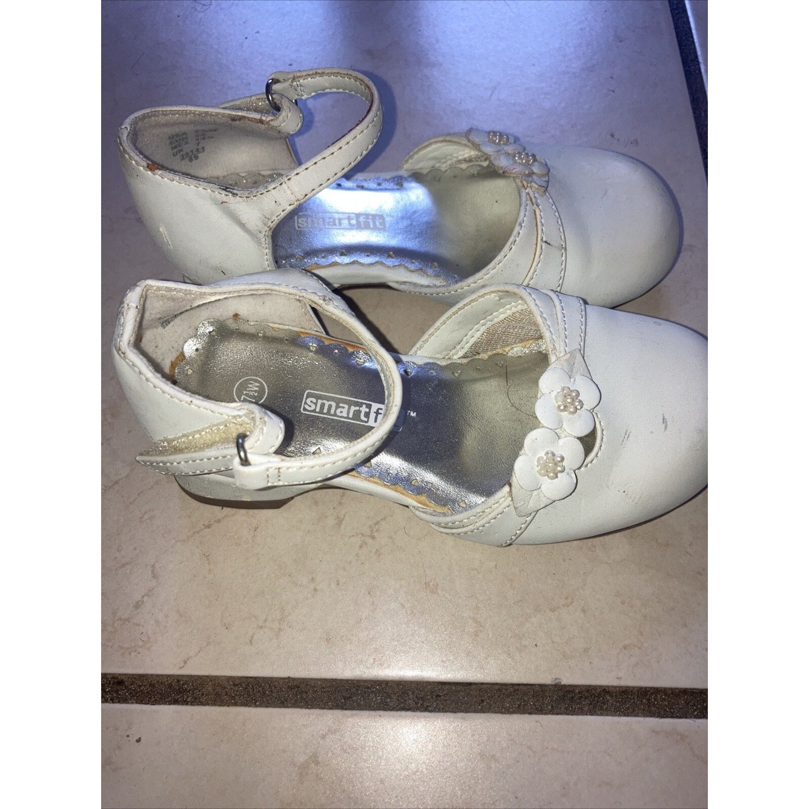 Other Smart Fit Baby Girls Sz 7 1/2 W White Mary Jane LeatherShoes Size US 7.5 / IT 37.5 - 2 Thumbnail