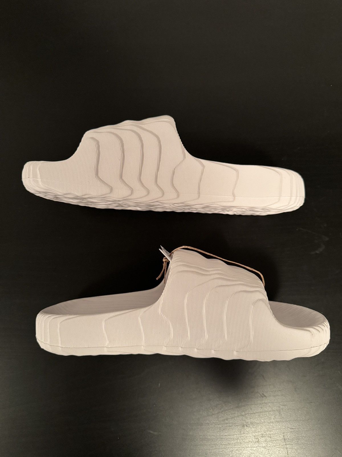 Adidas ADIDAS ADILETTE 22 SLIDES CRYSTAL WHITE Size US 11 / EU 44 - 2 Thumbnail
