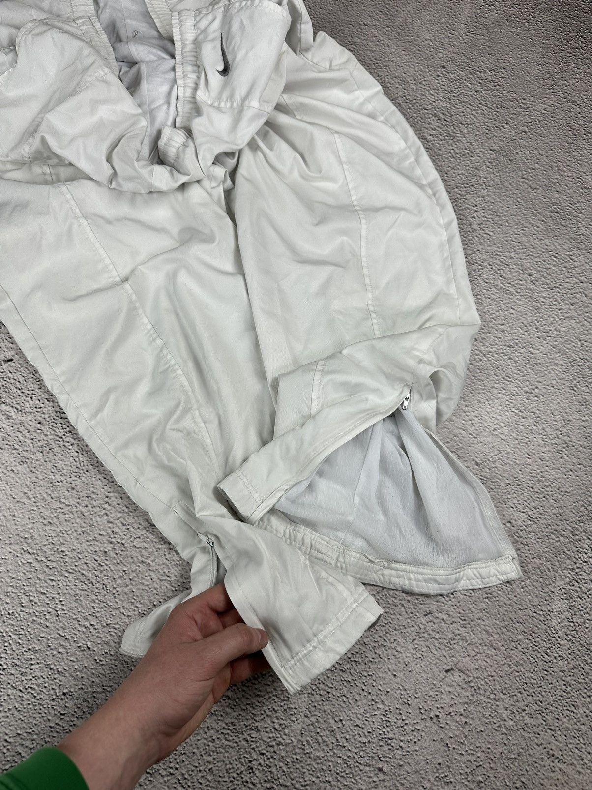 Nike Vintage Nike Trackpants Y2K Nylon Drill Baggy Style Size US 36 / EU 52 - 10 Thumbnail