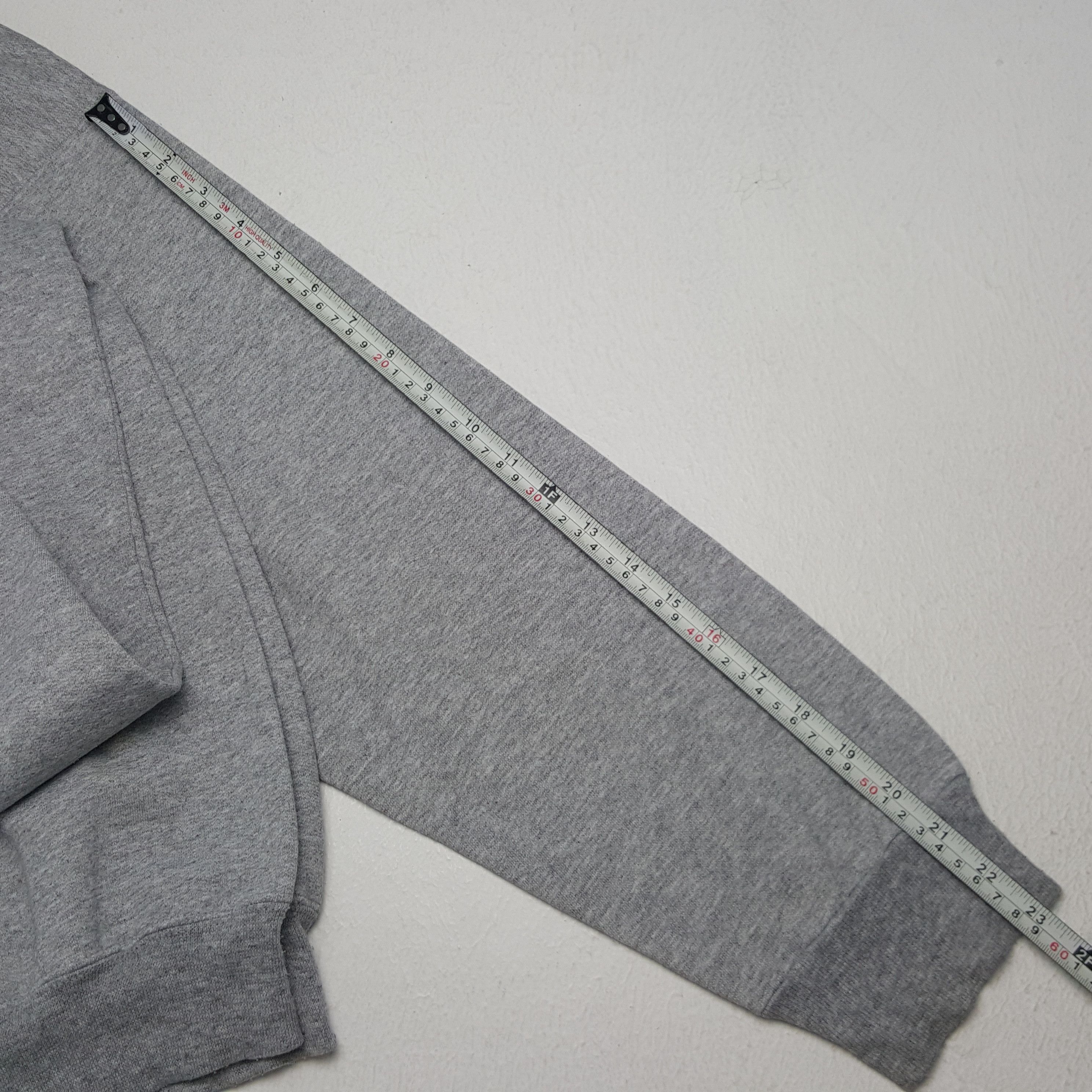 Disney × Mickey Mouse × Vintage Vintage Mickey Mouse Tokyo Disneyland Promo Sweatshirt Size US M / EU 48-50 / 2 - 7 Thumbnail