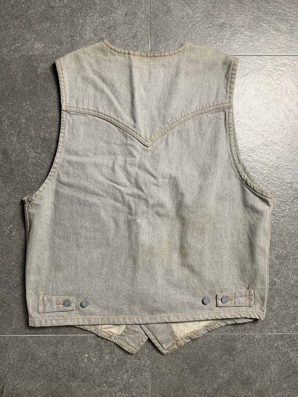 Giorgio Armani 1990s Armani Jeans Denim Vest Size US M / EU 48-50 / 2 - 3 Thumbnail
