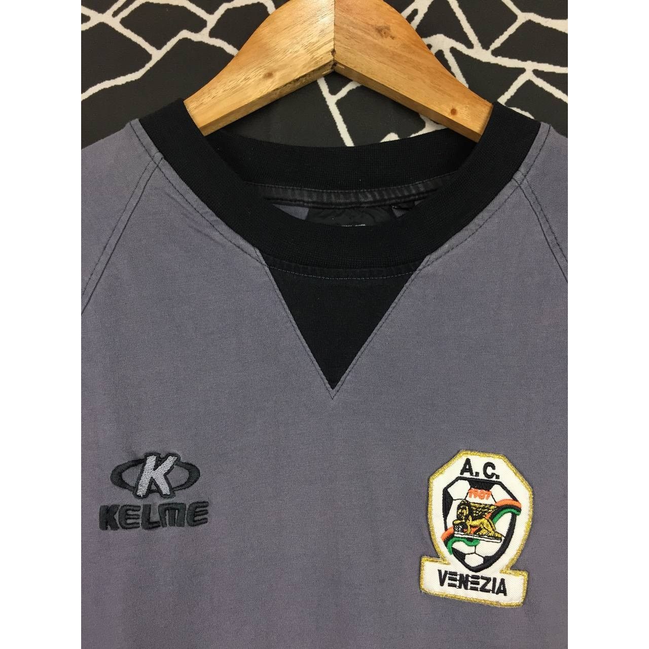 Vintage Vtg 2001-03 Venezia Kelme Performance Soccer Training Tee Size US M / EU 48-50 / 2 - 4 Thumbnail