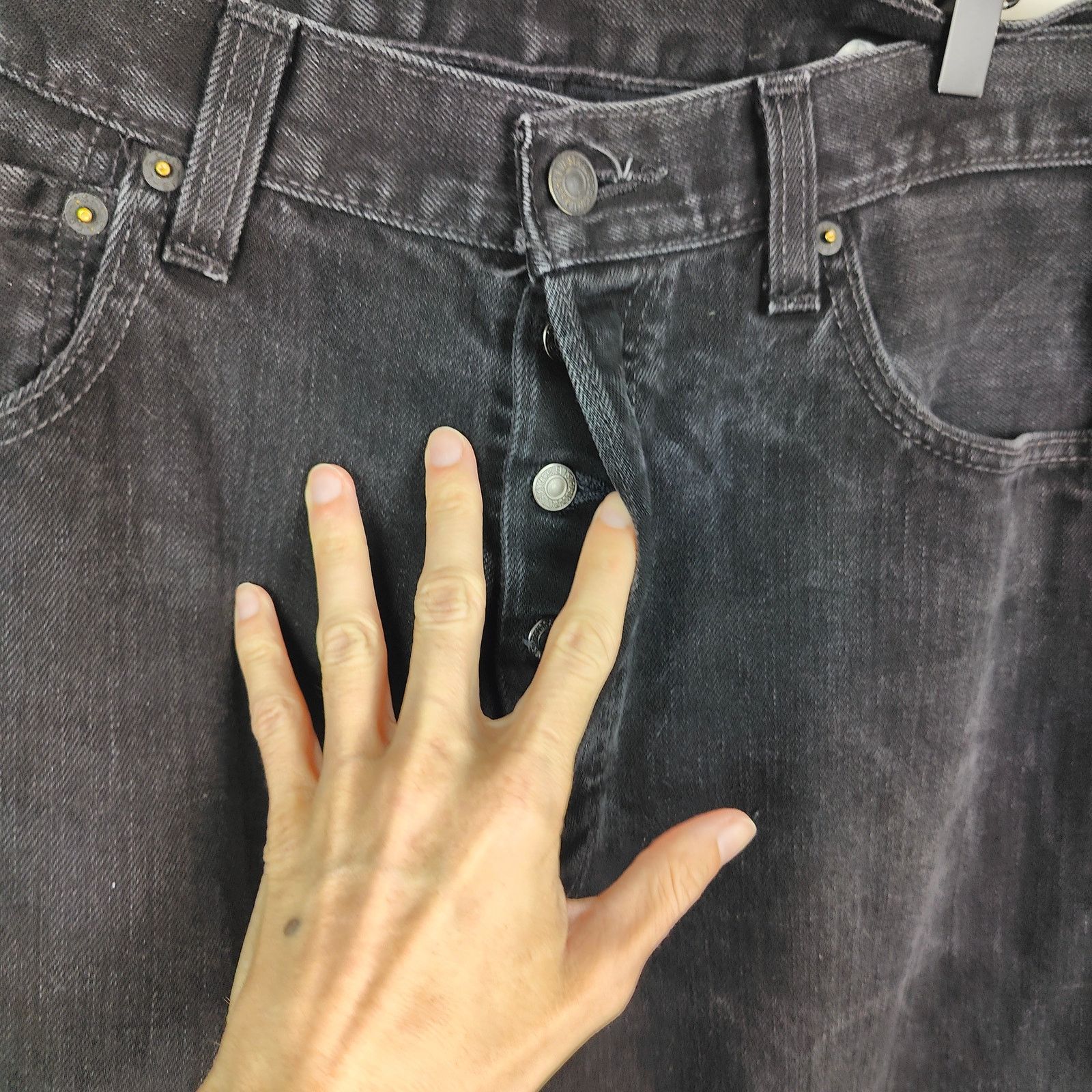 Levi's Vintage Y2K Levi's 501 Jeans Mens 36x34 Black Straight Leg Size US 36 / EU 52 - 3 Thumbnail