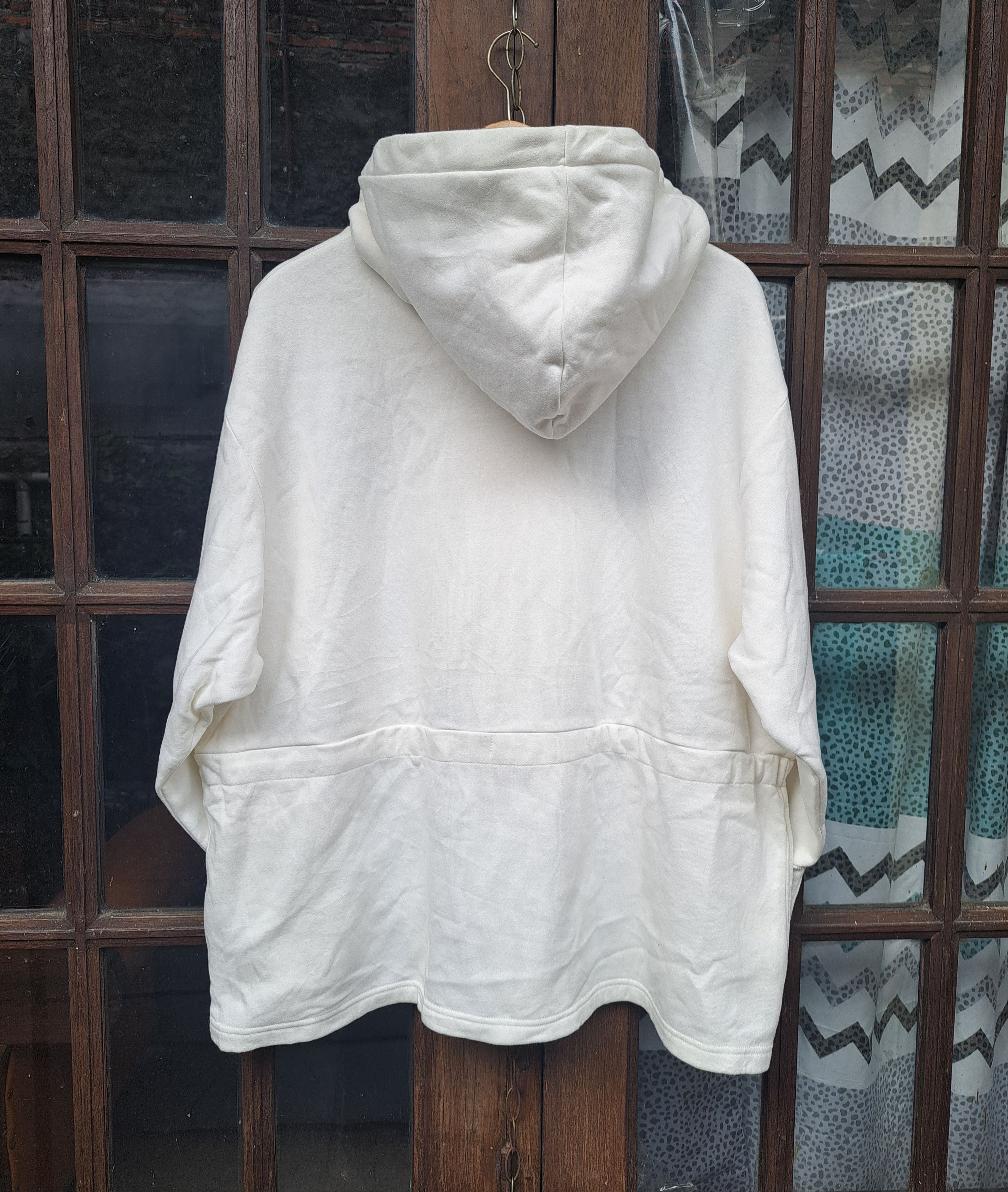 GU × Undercover GU x Undercover Jun Takahashi Japan Oversize Hoodie Size US L / EU 52-54 / 3 - 5 Thumbnail