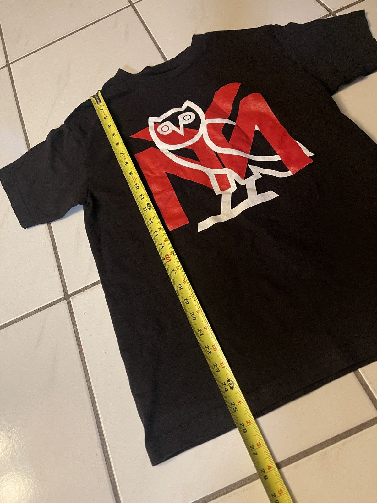 October's Very Own Lil Wayne x Drake Young Money x OVO Tour Tee Size Medium Size US M / EU 48-50 / 2 - 7 Thumbnail