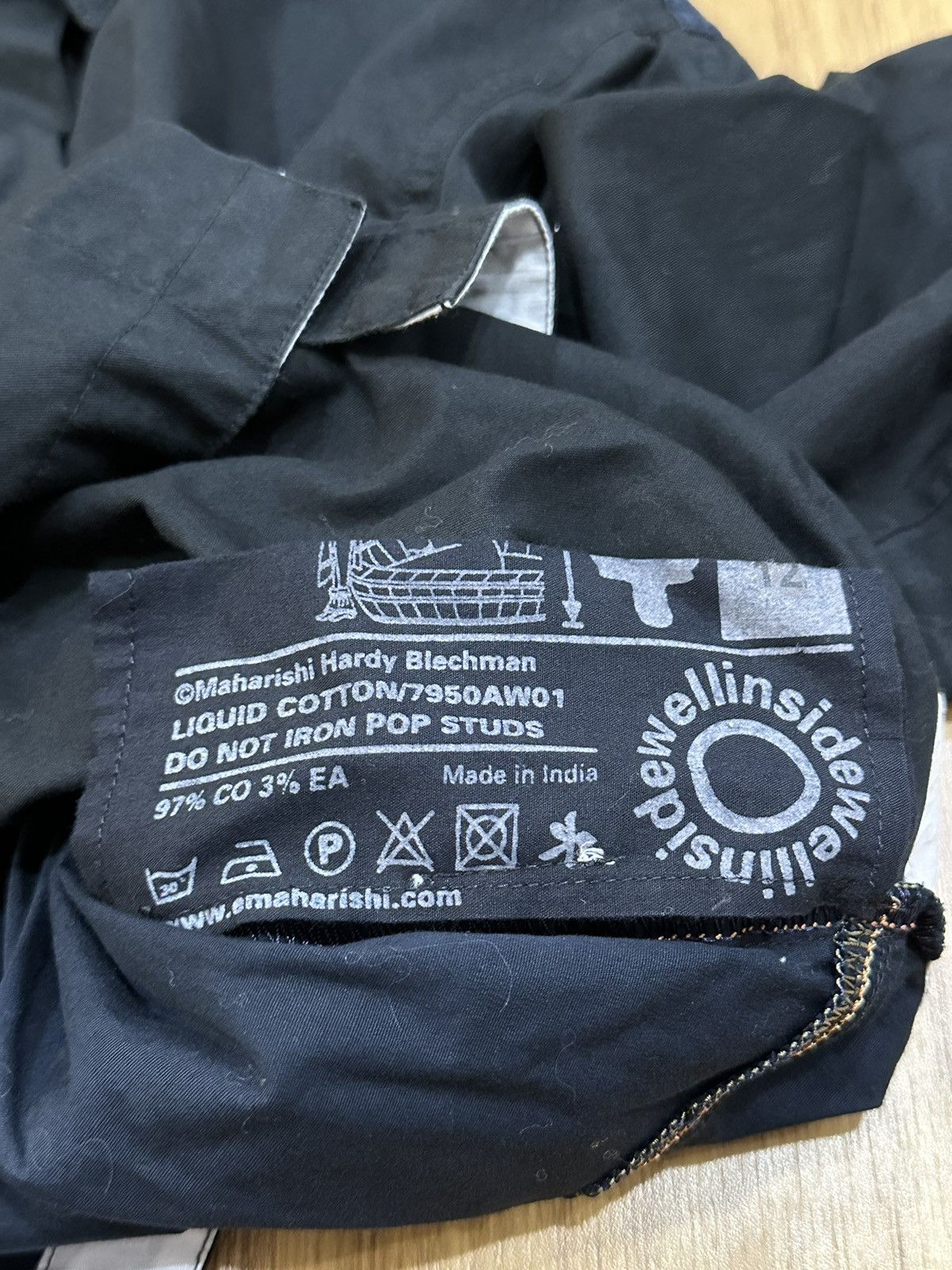 Maharishi AW01 Maharishi Liquid Cotton/7950 Zipper Pocket Button Size US XS / EU 42 / 0 - 3 Thumbnail