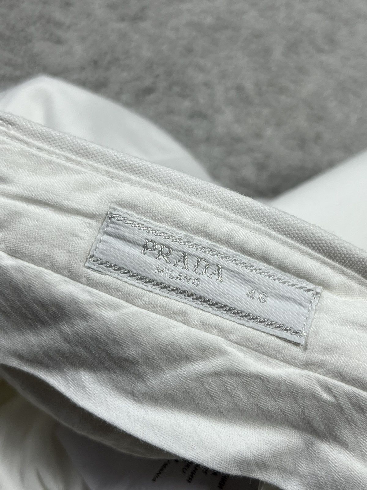 Prada Prada Triangle White Shorts Size 30 Size US 30 / EU 46 - 9 Thumbnail