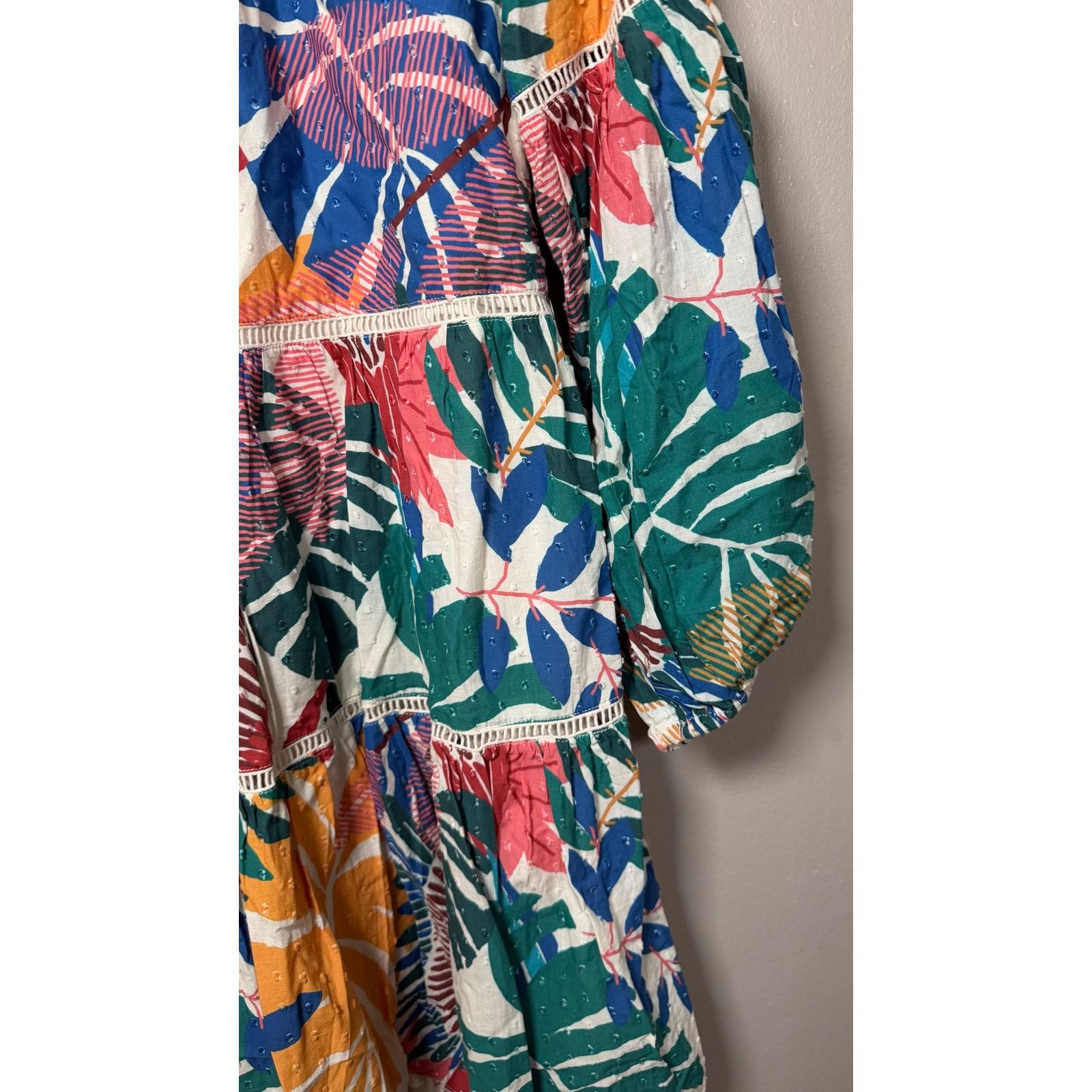 Farm Rio Farm Rio Off White Macaw Mini Dress size M Size M / US 6-8 / IT 42-44 - 10 Thumbnail