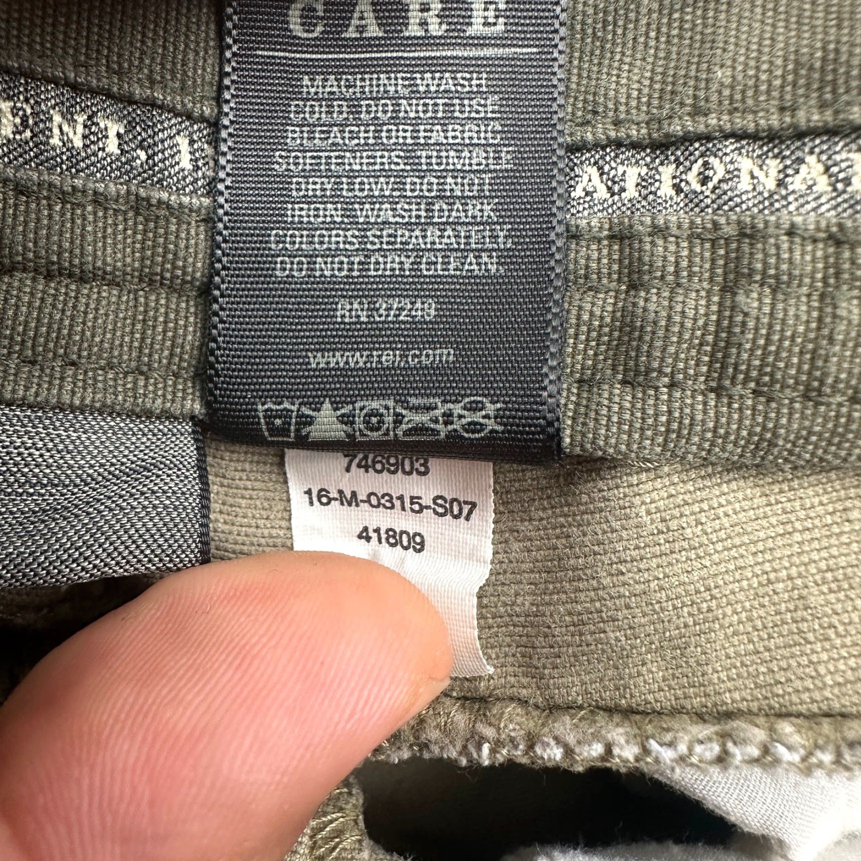 Vintage REI Co-op Trailmade Convertible Shorts Pants Cargo Men 34x32 Olive Green Green Cargo Pants Men 34x32 Vintage No Size US 34 / EU 50 - 7 Thumbnail