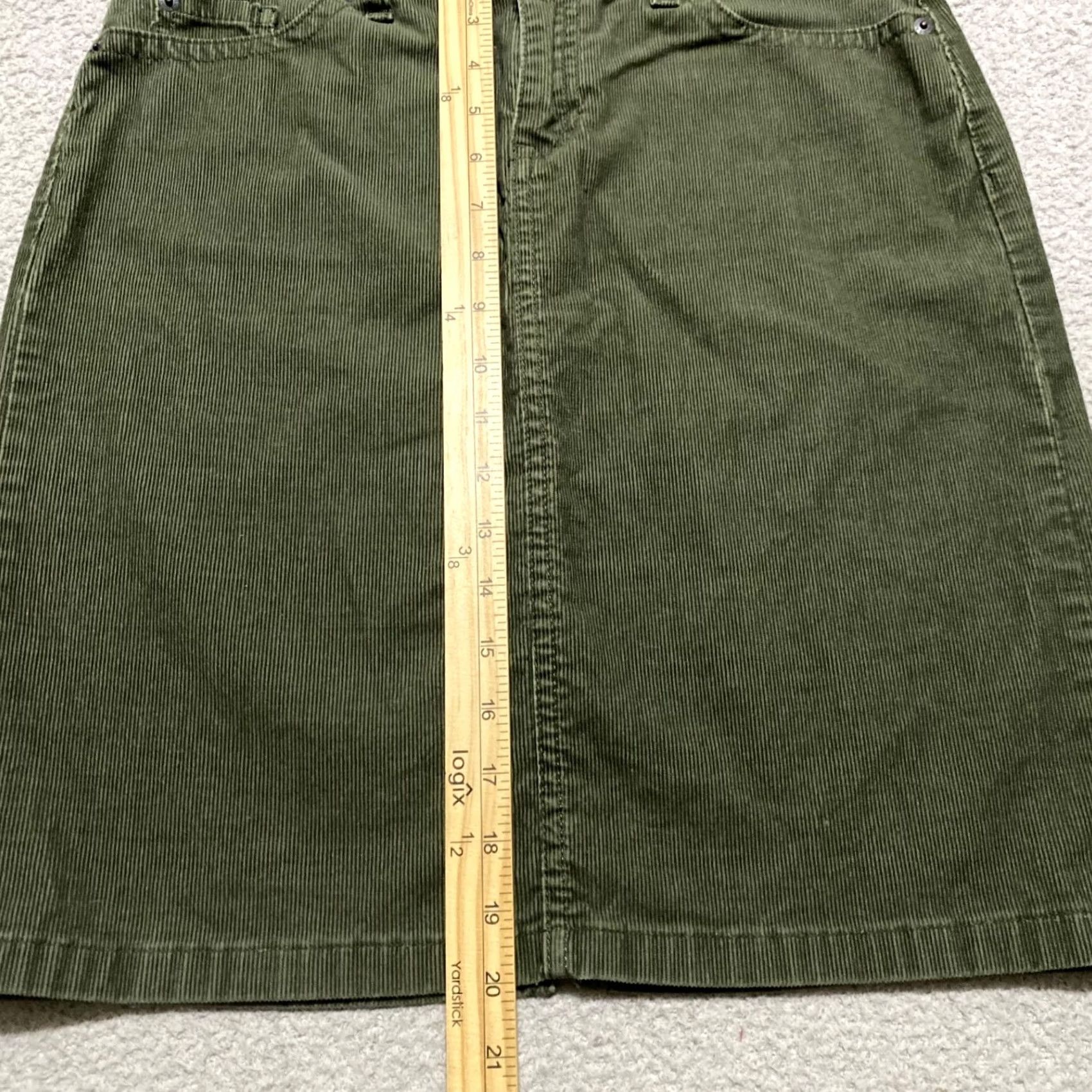 Vintage VINTAGE L.L. Bean Womens 4P Skirt Green Corduroy Straight Pencil Pockets Petites Size 27" / US 4 / IT 40 - 5 Thumbnail