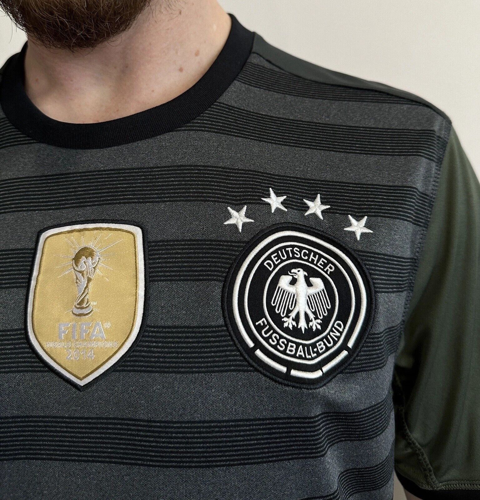 Adidas GERMANY NATIONAL 2015 2016 AWAY JERSEY SHIRT SOCCER FOOTBALL Size US L / EU 52-54 / 3 - 6 Thumbnail