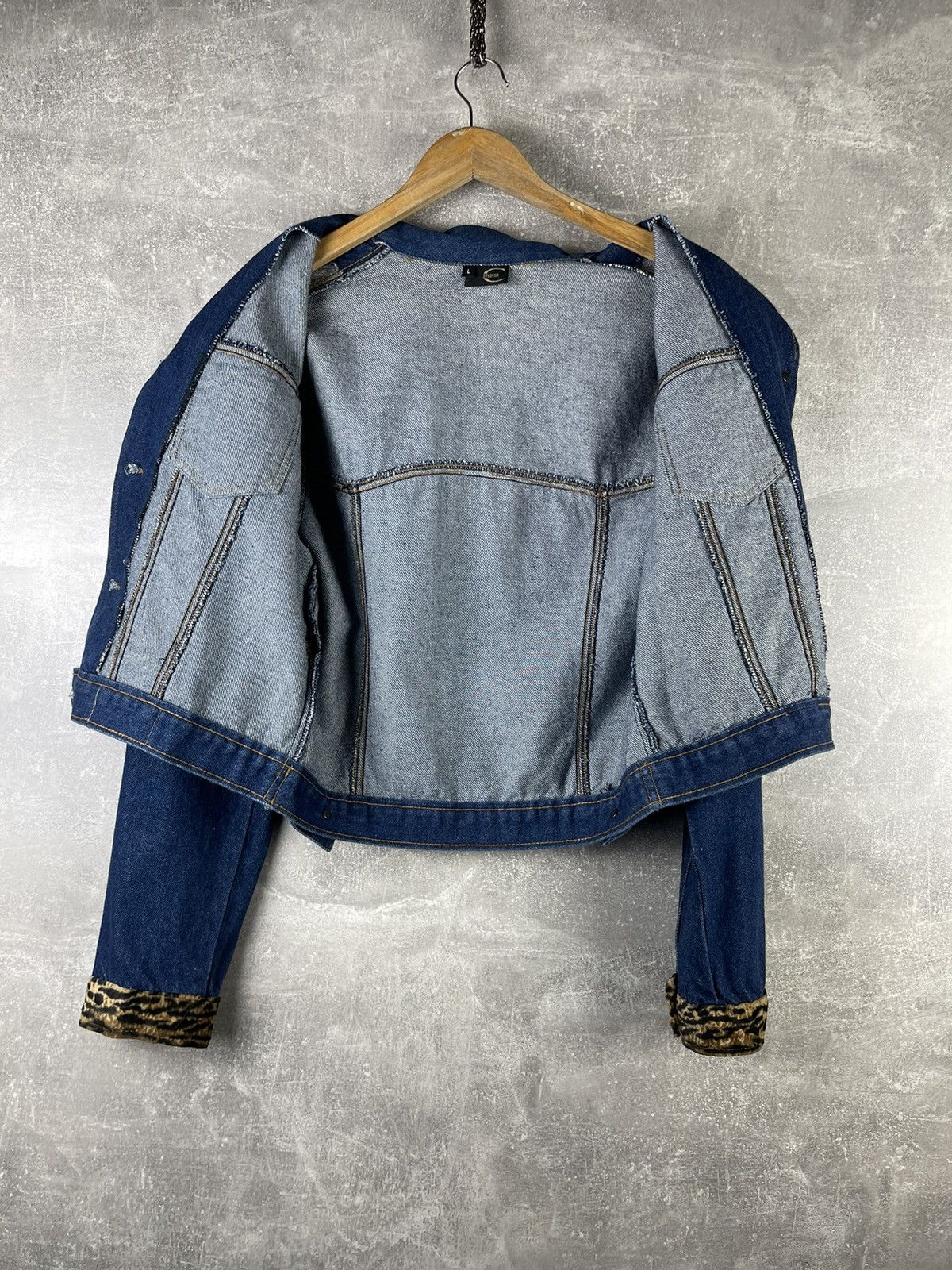 Just Cavalli Roberto Just Cavalli Vintage Denim Leopard Trim Blue Jacket Size L / US 10 / IT 46 - 9 Thumbnail