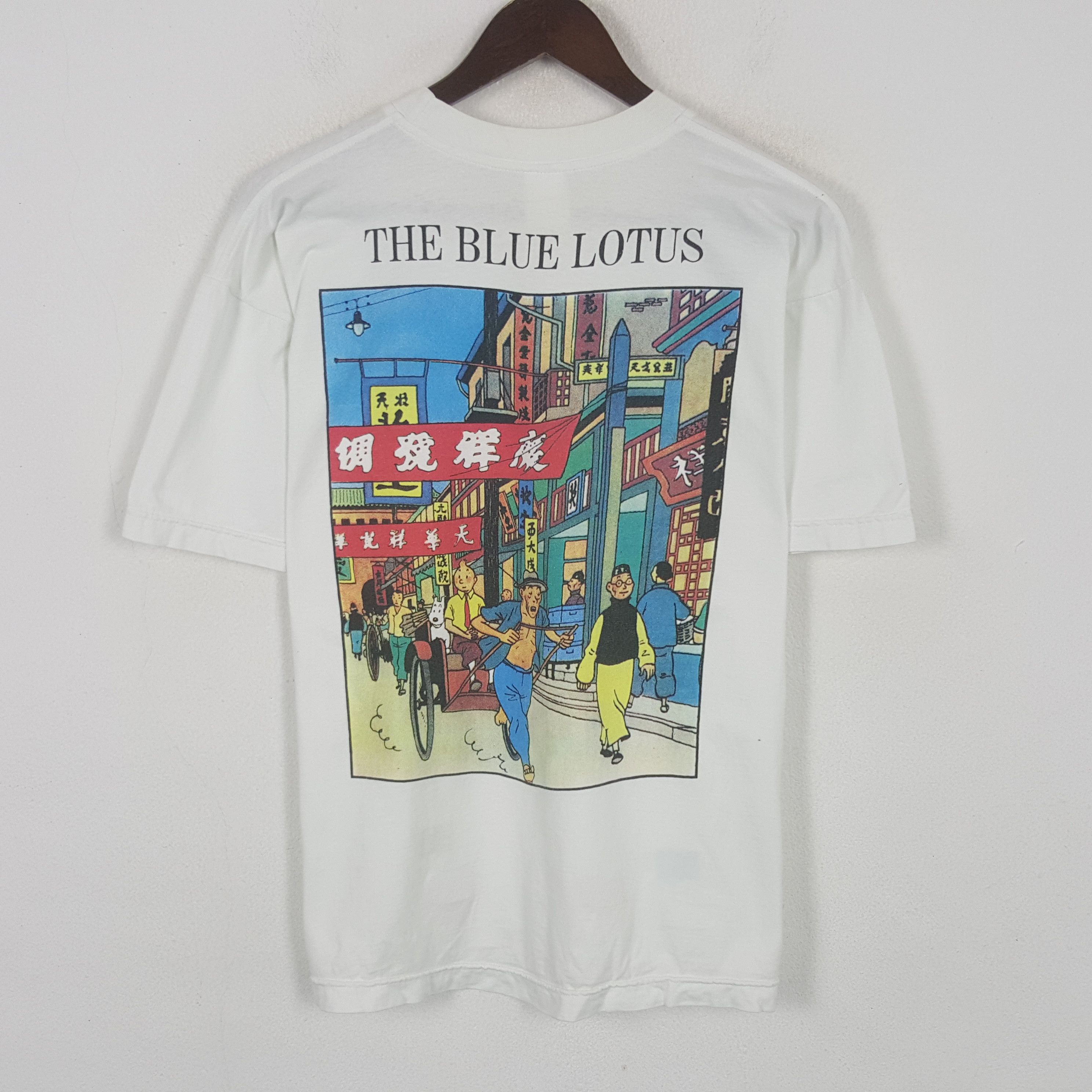 Other Vintage TINTIN The Blue Lotus Comic T-shirt Size US L / EU 52-54 / 3 - 1 Thumbnail