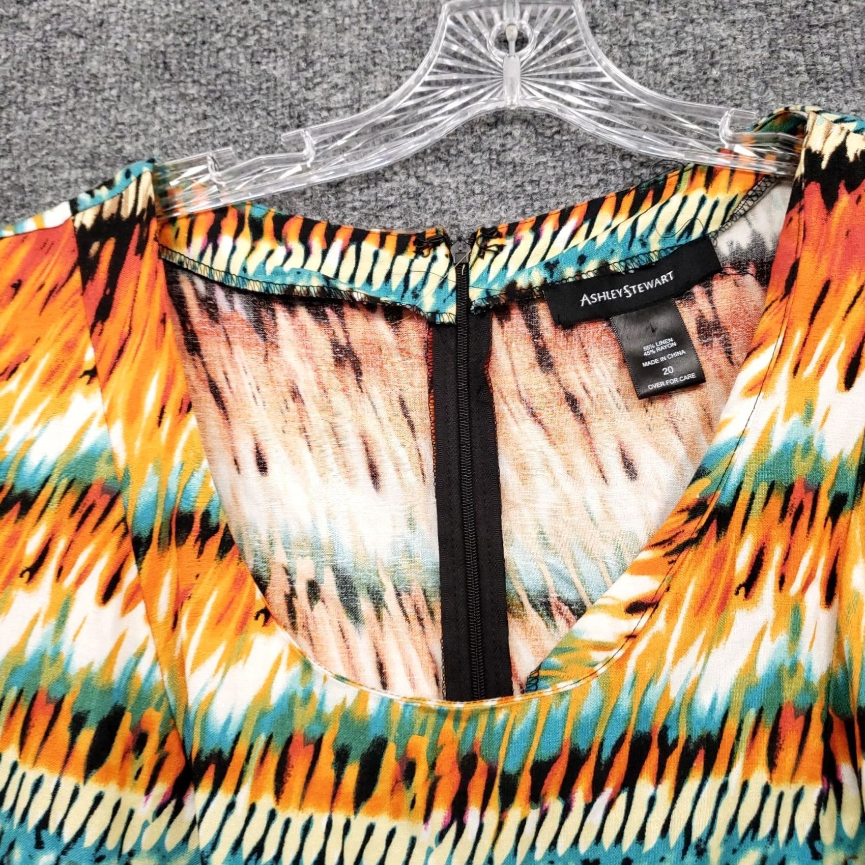 Vintage Ashley Stewart Romper Womens 20 Plus Orange Linen Blend V Neck Abstract Print Size 42" / US 20 - 6 Thumbnail