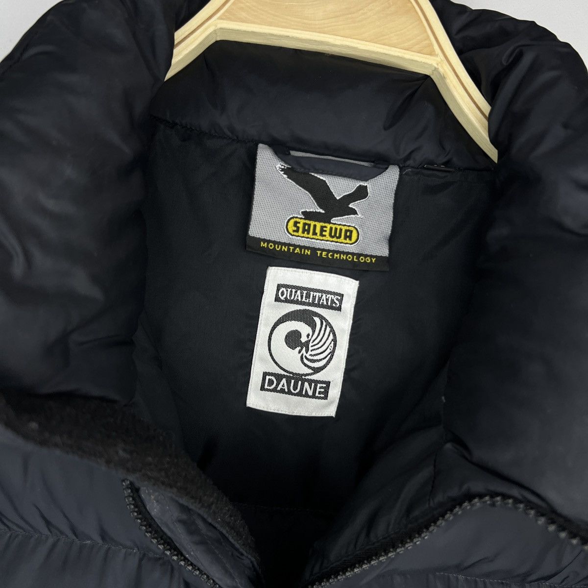 Vintage Salewa vintage nuptse down jacket street wear fashion hype Size US M / EU 48-50 / 2 - 6 Thumbnail