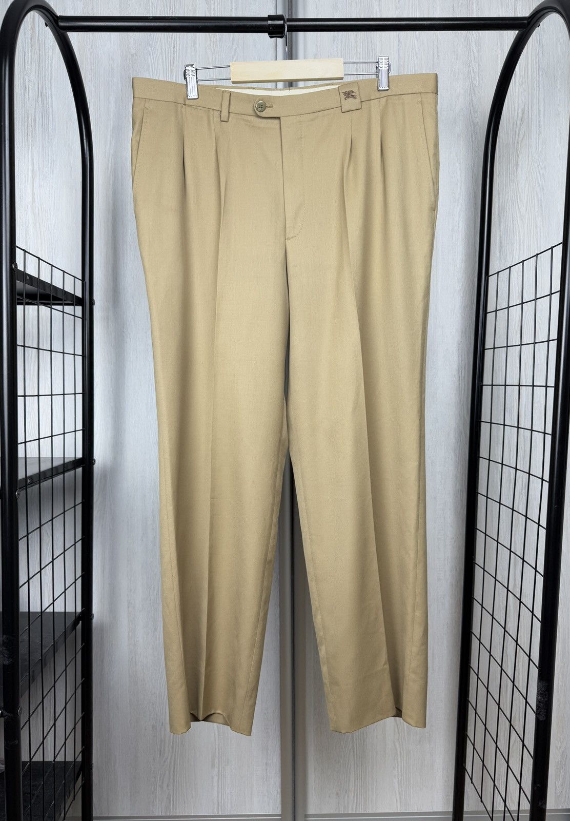 Burberry Burberry’s of London vintage small logo baggy wide pants 50 Size US 40 / EU 56 - 1 Thumbnail