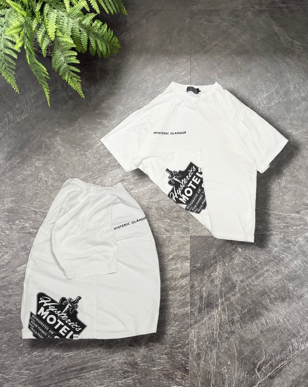 Hysteric Glamour 00s Vintage Hysteric Glamour Retro Big Logo Oversized Tee Size US M / EU 48-50 / 2 - 1 Thumbnail