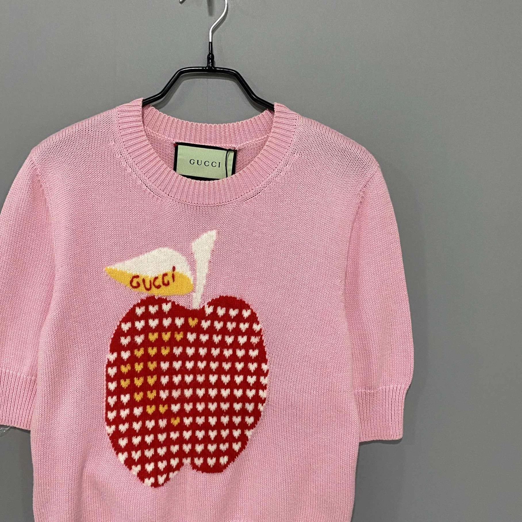 Gucci Gucci Pink Short-Sleeve Knit Sweater S Size S / US 4 / IT 40 - 1 Thumbnail