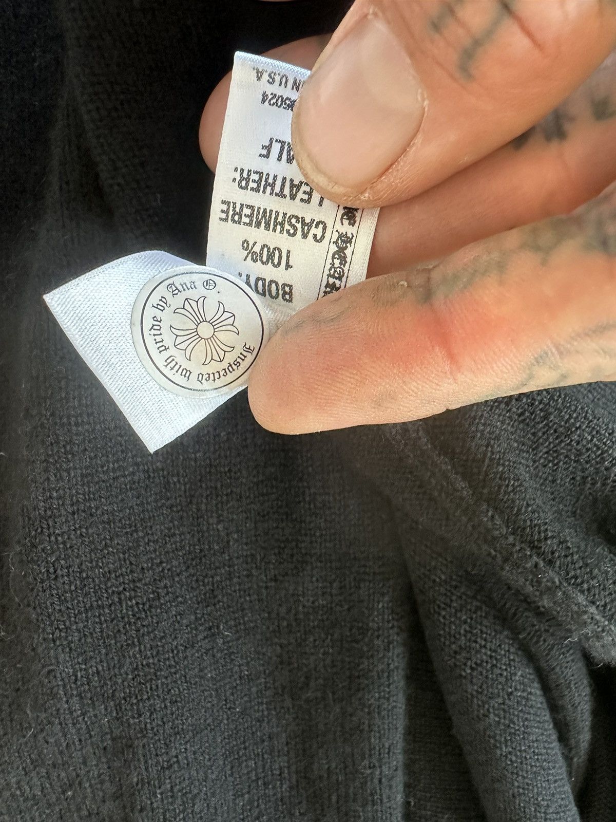 Chrome Hearts CHROME HEARTS THRASHED CASHMERE SWEATER CARDIGAN CROSS PATCH Size US M / EU 48-50 / 2 - 9 Thumbnail