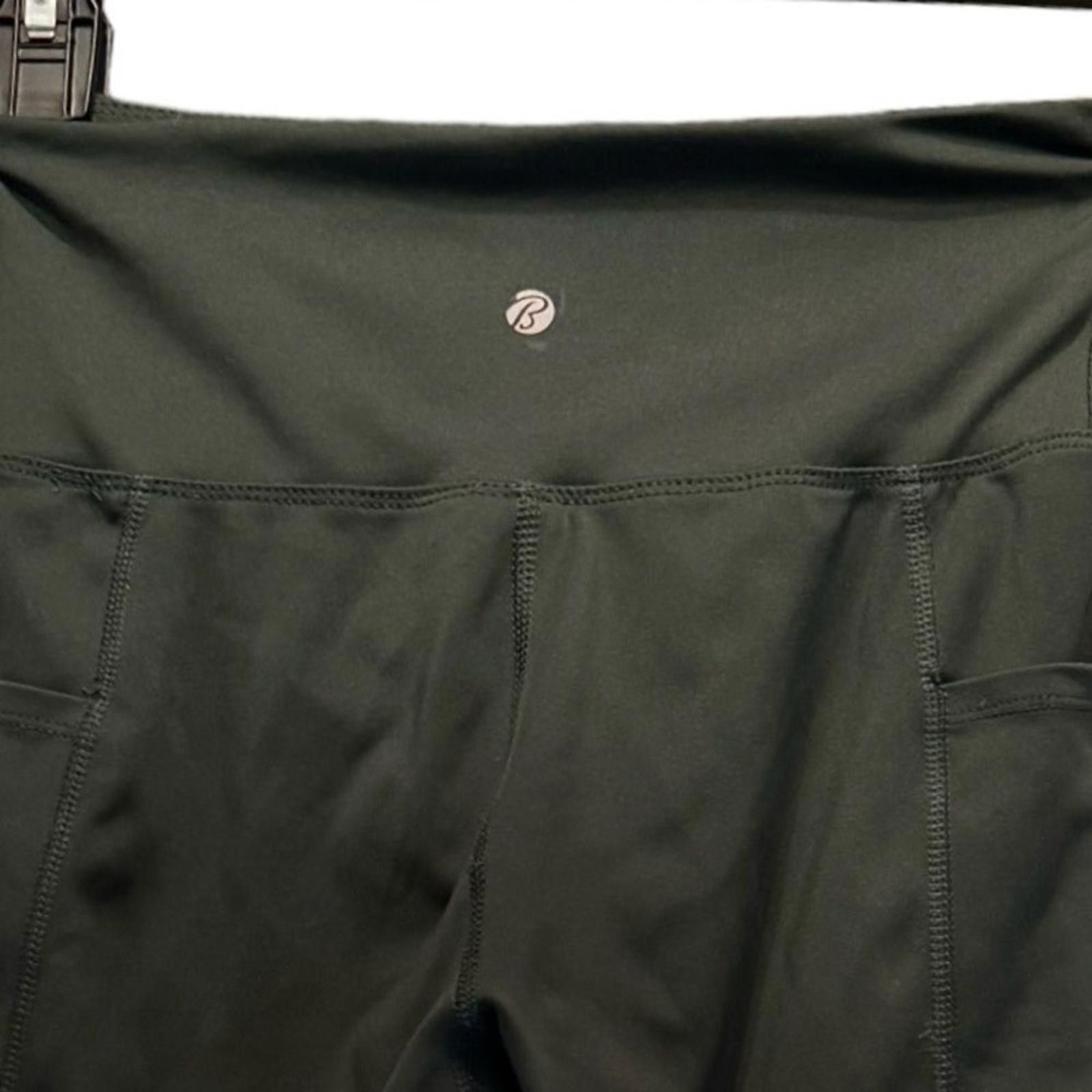 Bally NWOT. Bally Total Fitness. Green Capri Leggings. Size Small. Size 28" / US 6 / IT 42 - 12 Thumbnail