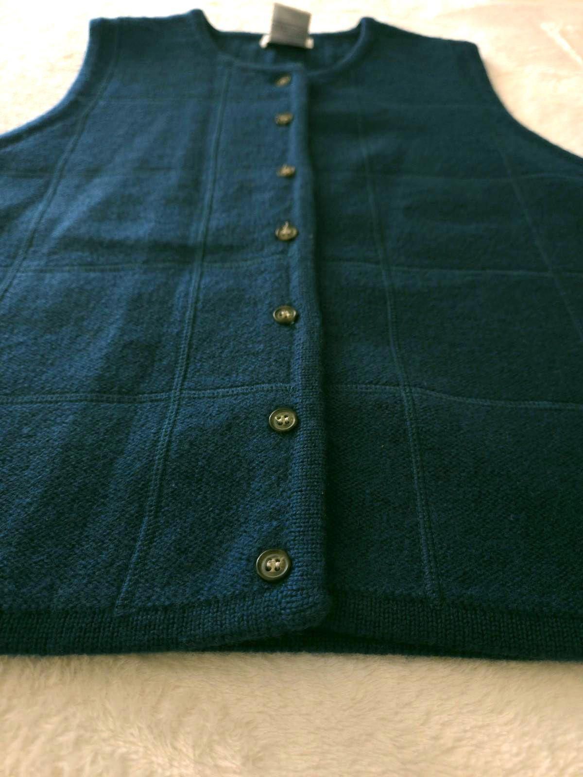 Pierre Cardin Pierre Cardin Vtg 100% Wool Sweater Vest Large Blue Preppy Size L / US 10 / IT 46 - 2 Thumbnail