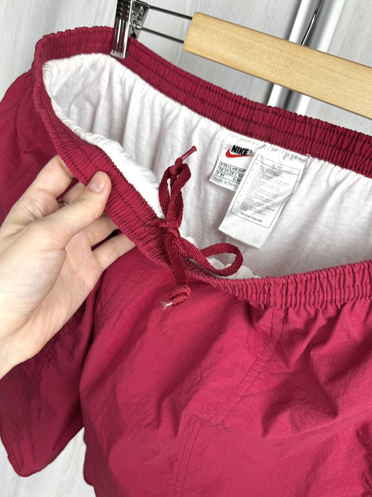 Nike Nike vintage red small embroidered logo swim sport shorts XL Size US 36 / EU 52 - 6 Thumbnail