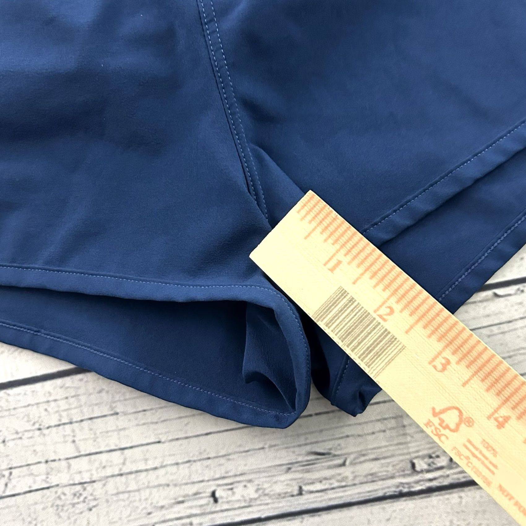 Prana PrAna Sunriver Athletic Shorts Women's Medium Blue Athletic Shorts Womens M Blue PrAna Sunriver Activewear Shorts Women M Blue Size 32" / US 10 / IT 46 - 3 Thumbnail