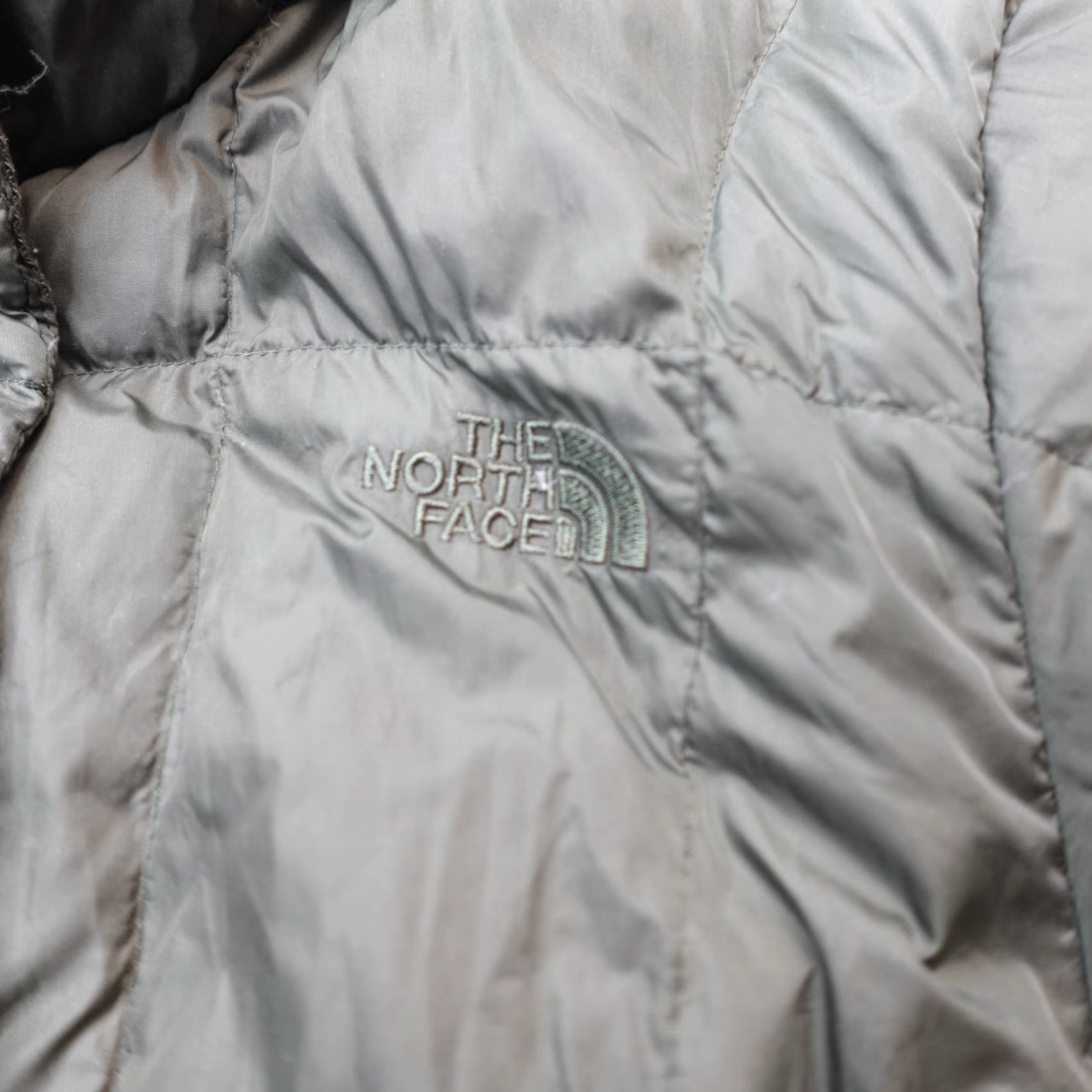 The North Face **The North Face Women's Long Hooded XS Green Olive Down Puffer Jacket** The North Face Women's Long Hooded XS Green Olive Down Puffer Jacket ** Size XS / US 0-2 / IT 36-38 - 5 Thumbnail