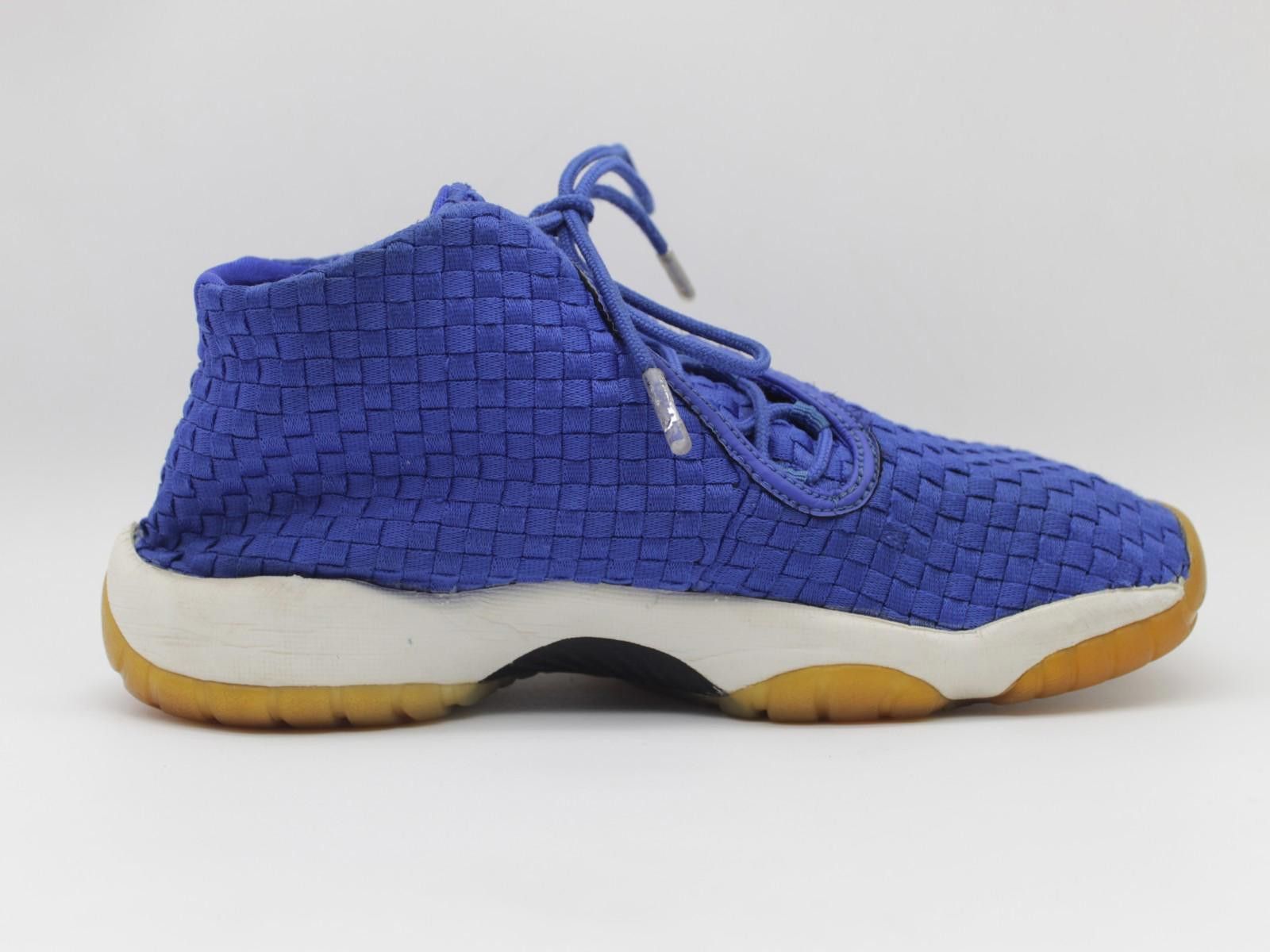 Jordan Brand Nike Air Jordan Future Hyper Royal Sneaker 656504-402 Size 7 Size US 7 / EU 40 - 5 Thumbnail
